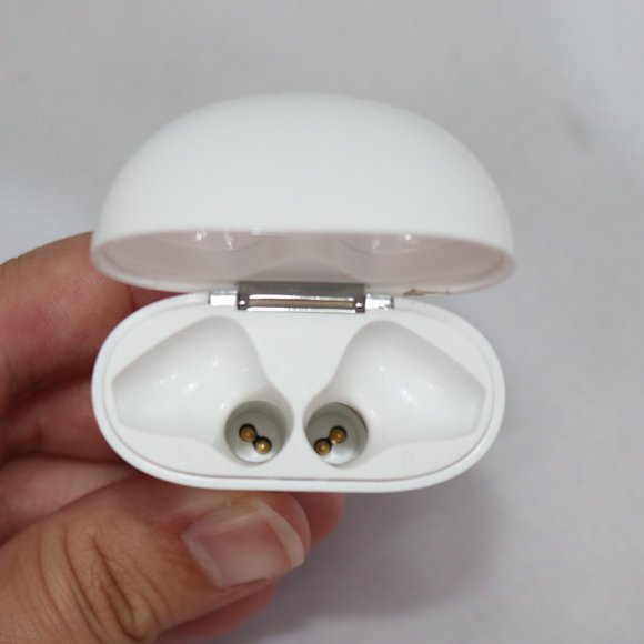 Bluetooth 5.0 AirPlus Wireless Earbuds - Picture 9 of 10